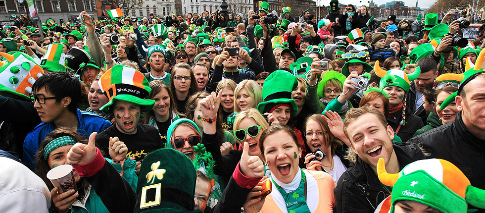 Paddy's Day Crowd